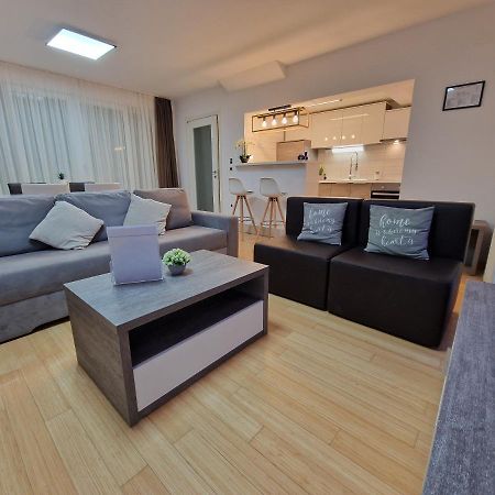 Residence-Apartment-Giuliano-Punta Skala, 佩特坎内 外观 照片